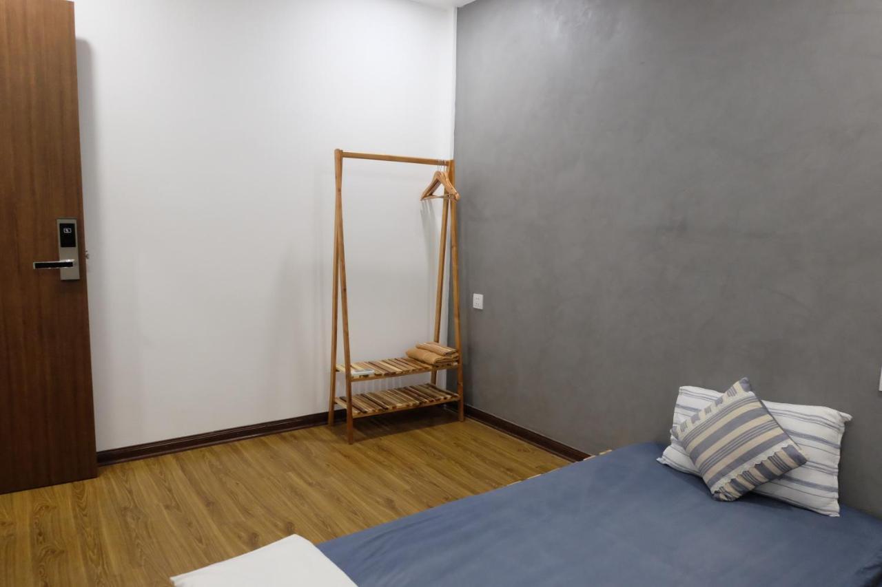 Ferienwohnung La Sen_Thu An_Phong Don Co Cua So Nhin Ra Ban Cong Thon An Hoa Exterior foto