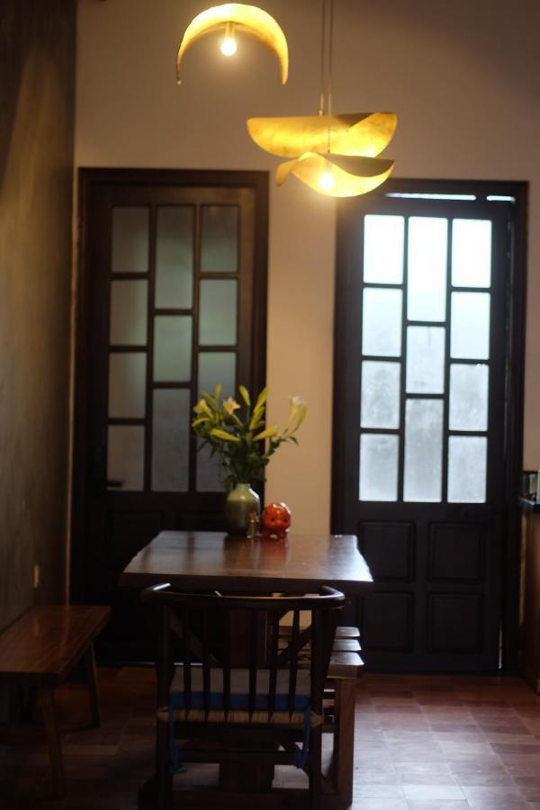 Ferienwohnung La Sen_Thu An_Phong Don Co Cua So Nhin Ra Ban Cong Thon An Hoa Exterior foto